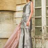 Zainab Chottani | Semi Formals | METALLIC STREAK