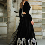Zainab Chottani | Semi Formals | JET DIAMOND