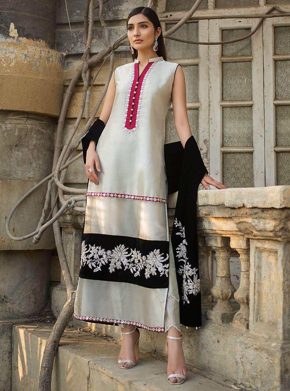 Zainab Chottani | Semi Formals | PACIFIC PEARL - Rang-e-Khaas