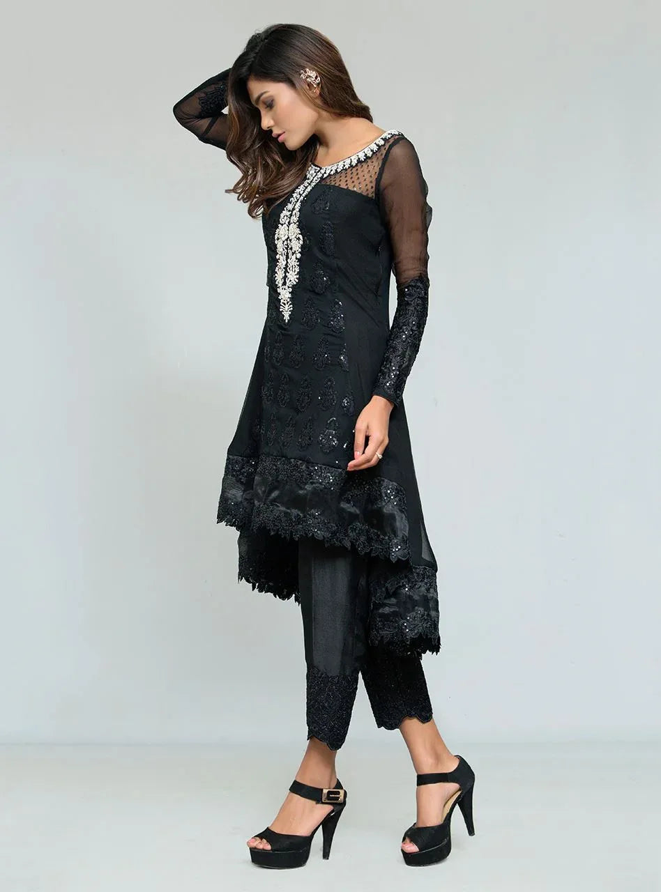 Zainab Chottani | Semi Formals | DARK TALES - Rang-e-Khaas