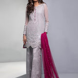 Zainab Chottani | Semi Formals | PLUM STREAK