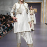 Zainab Chottani | Semi Formals | MEHRAB