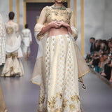 Zainab Chottani | Semi Formals | MUSHQ