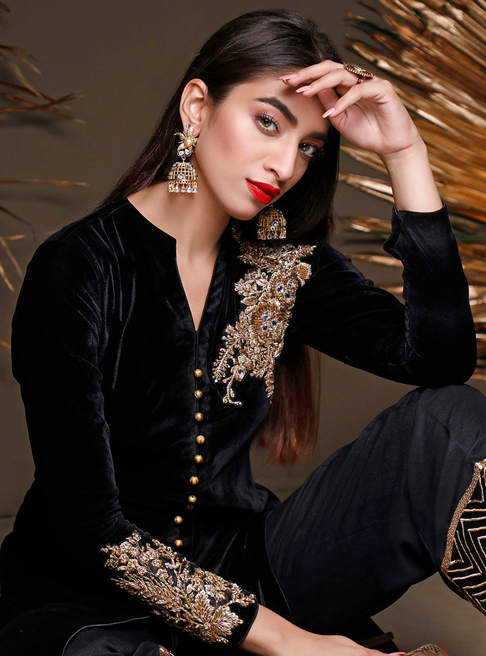 Zainab Chottani | Luxury Pret | BLACK SANDSTONE