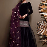 Zainab Chottani | Semi Formals | BLACKOUT BURGUNDY