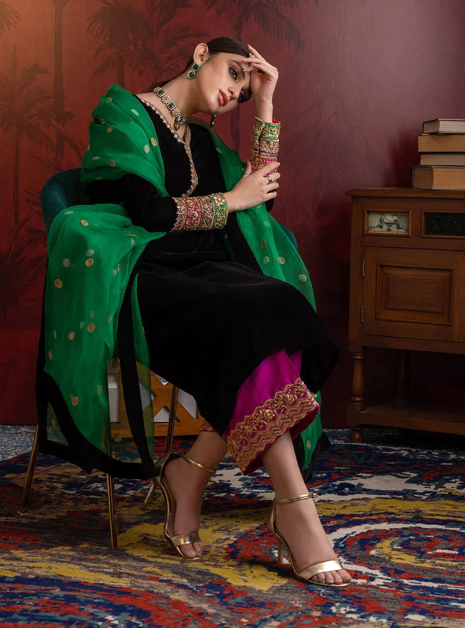 Zainab Chottani | Semi Formals | YAREEN - Rang-e-Khaas