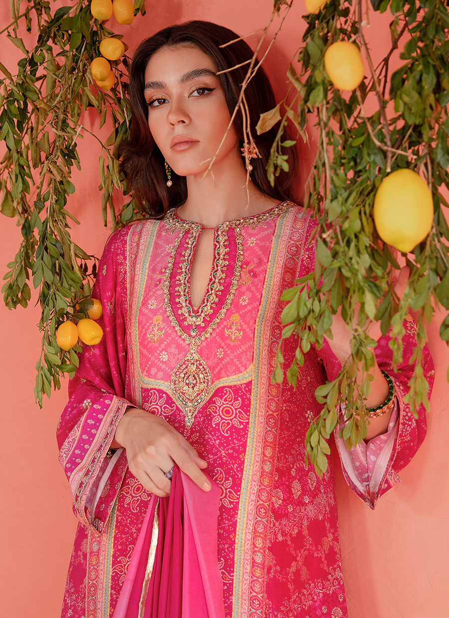 Farah Talib Aziz | Designer Picks 24 | ASHA MAGENTA SHIRT AND DUPATTA