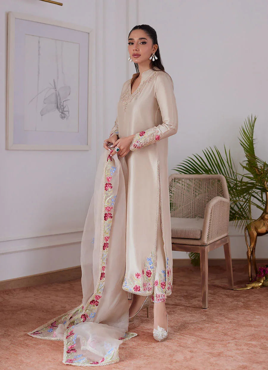 Farah Talib Aziz | Luna Eid Collection 24 | LIARA SAND - Rang-e-Khaas