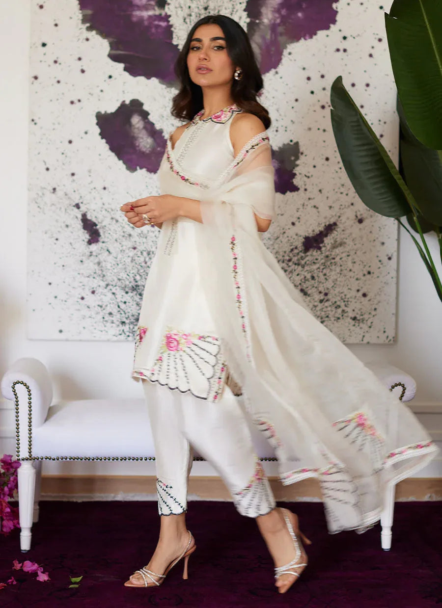 Farah Talib Aziz | Luna Eid Collection 24 | GENEVIVE PEARL WHITE - Rang-e-Khaas