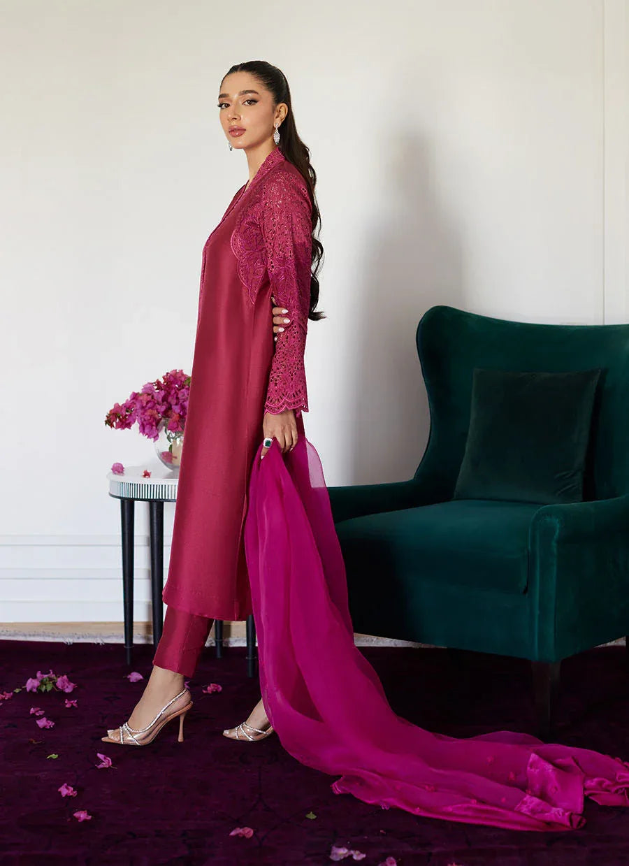 Farah Talib Aziz | Luna Eid Collection 24 | HONORINE MAGENTA - Rang-e-Khaas