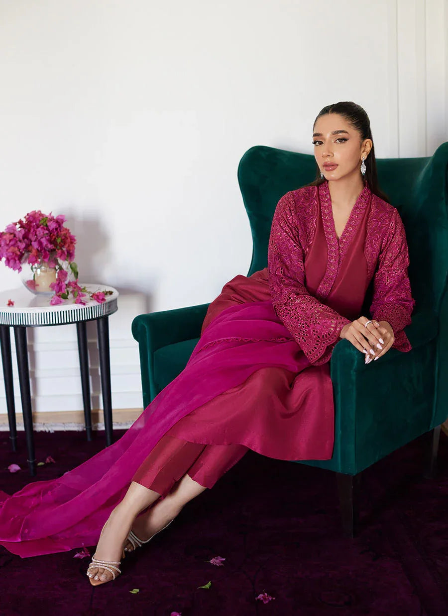 Farah Talib Aziz | Luna Eid Collection 24 | HONORINE MAGENTA - Rang-e-Khaas
