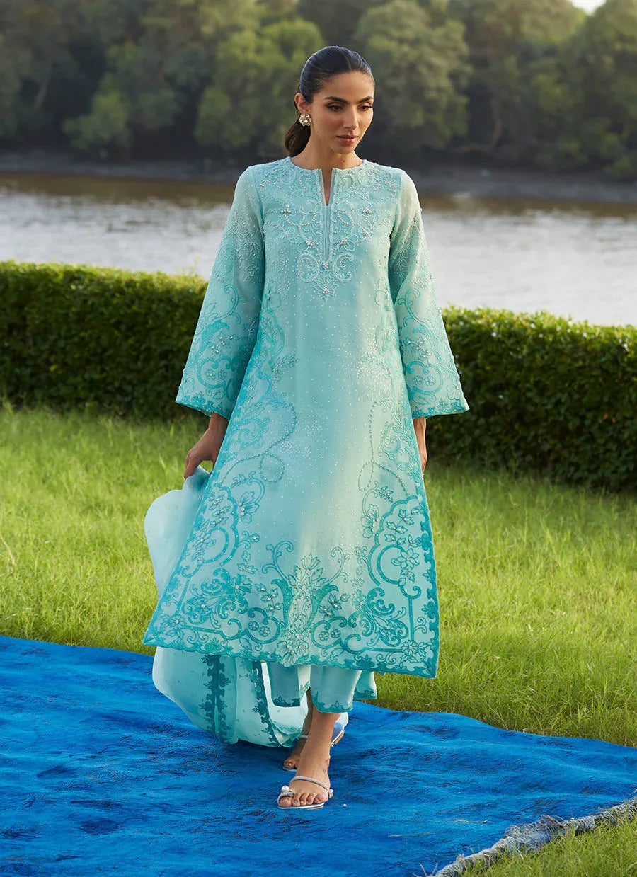Farah Talib Aziz | Mayna Festive Luxe Pret | Wari Aqua Kurta And Dupatta - Rang-e-Khaas