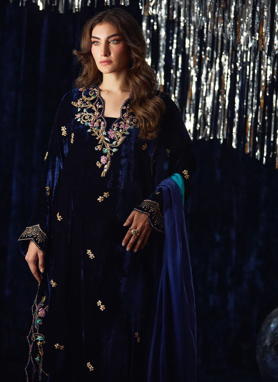 Farah Talib Aziz | Velvet Fete 4 | Valeh Navy Shirt And Dupatta - Rang-e-Khaas