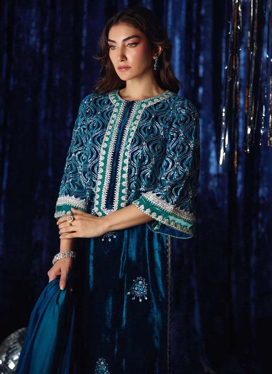 Farah Talib Aziz | Velvet Fete 4 | Teen Teal Shirt And Dupatta - Rang-e-Khaas