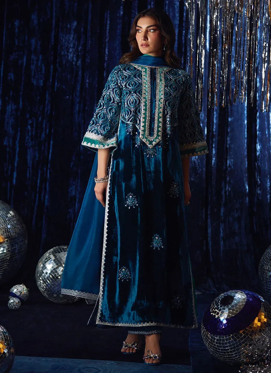 Farah Talib Aziz | Velvet Fete 4 | Teen Teal Shirt And Dupatta - Rang-e-Khaas