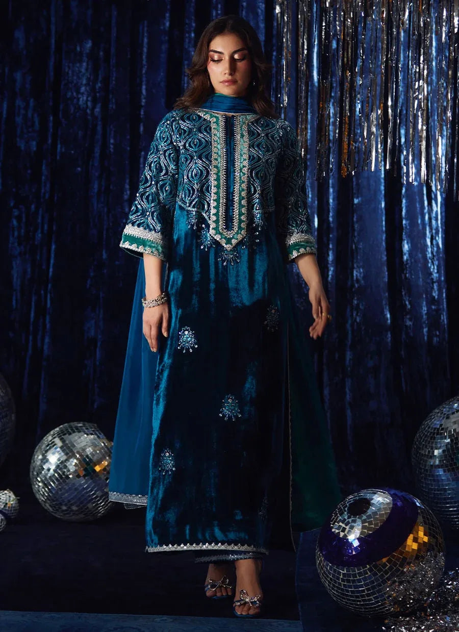 Farah Talib Aziz | Velvet Fete 4 | Teen Teal Shirt And Dupatta - Rang-e-Khaas