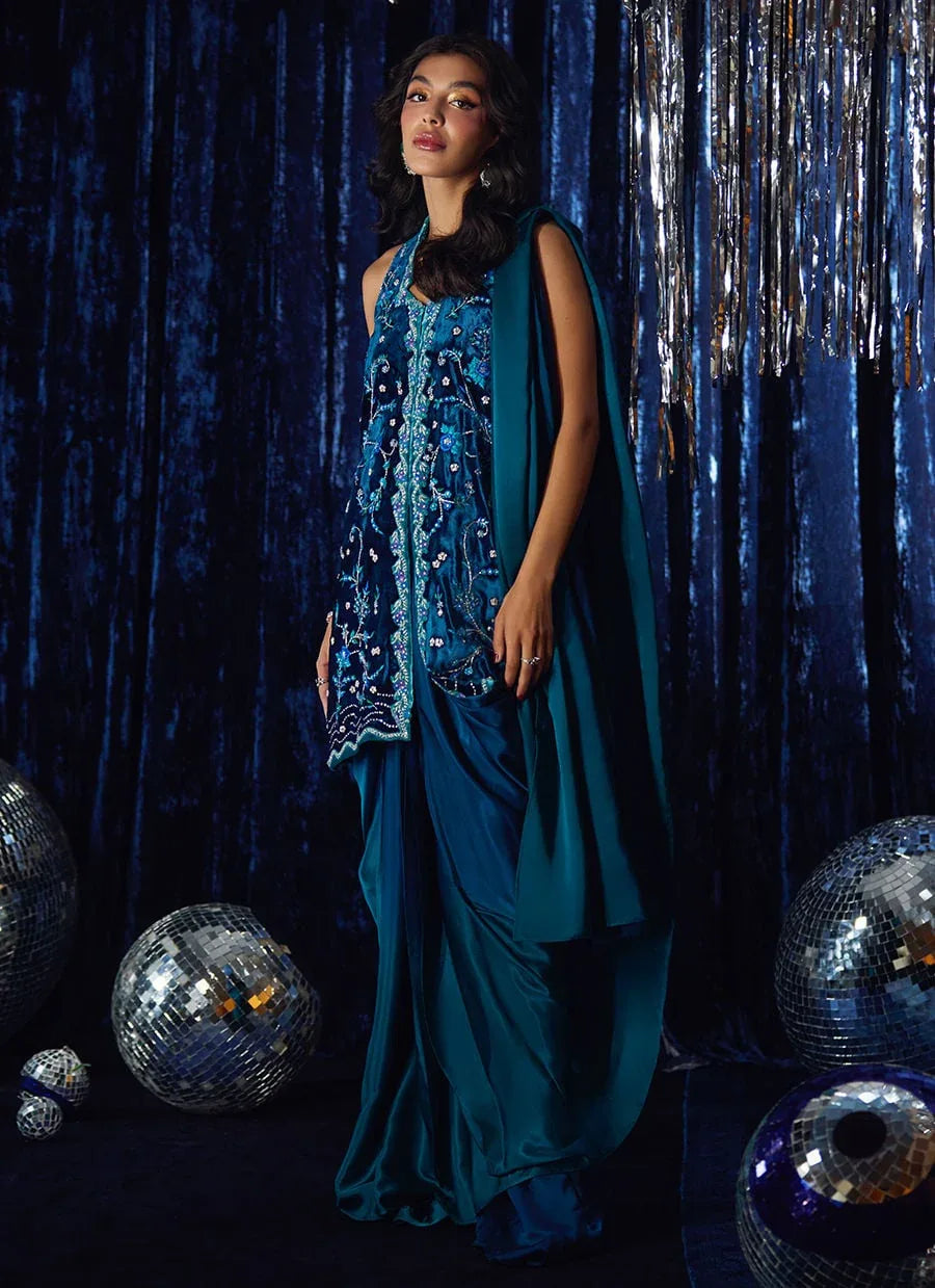 Farah Talib Aziz | Velvet Fete 4 | Pri Prussian Blue Saari Jacket - Rang-e-Khaas