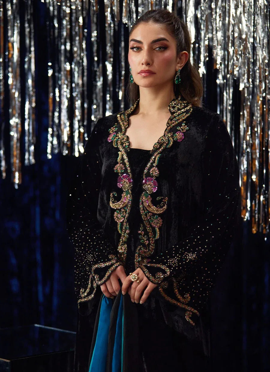 Farah Talib Aziz | Velvet Fete 4 | Nori Black Kaftan - Rang-e-Khaas