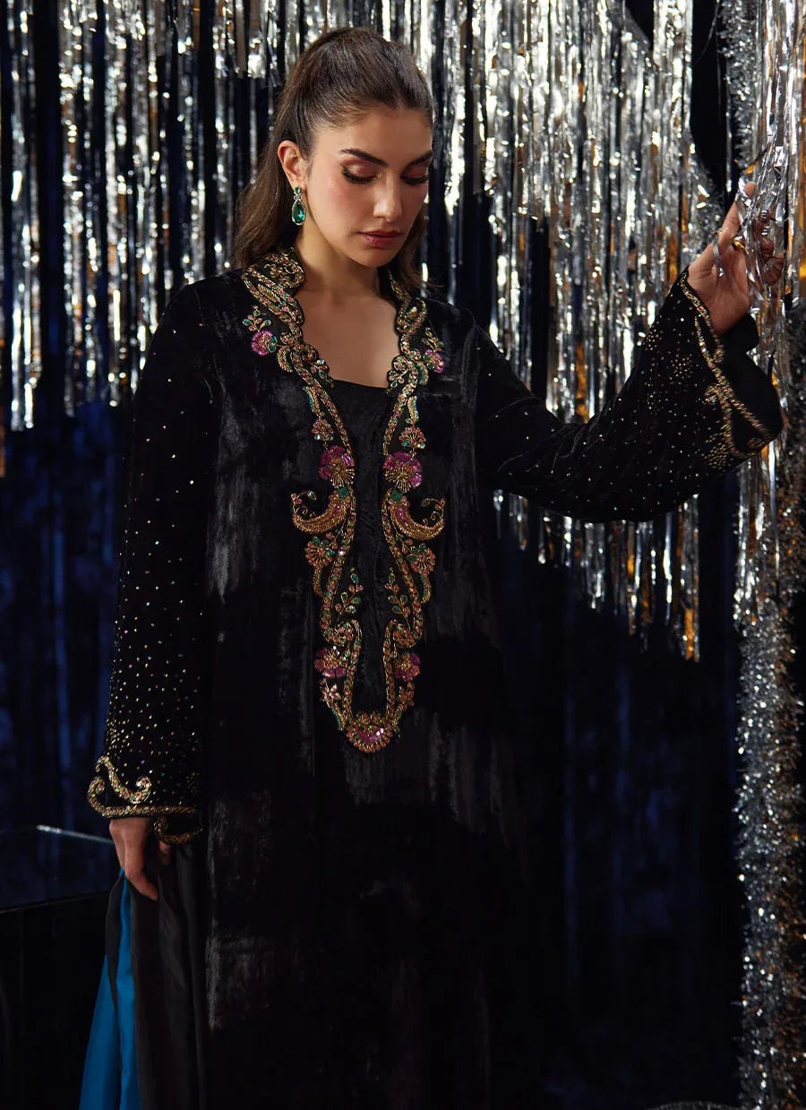 Farah Talib Aziz | Velvet Fete 4 | Nori Black Kaftan - Rang-e-Khaas