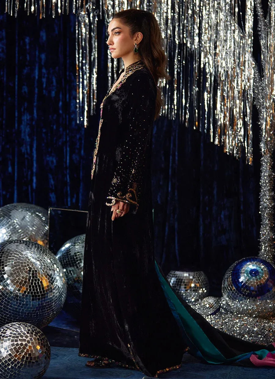 Farah Talib Aziz | Velvet Fete 4 | Nori Black Kaftan - Rang-e-Khaas