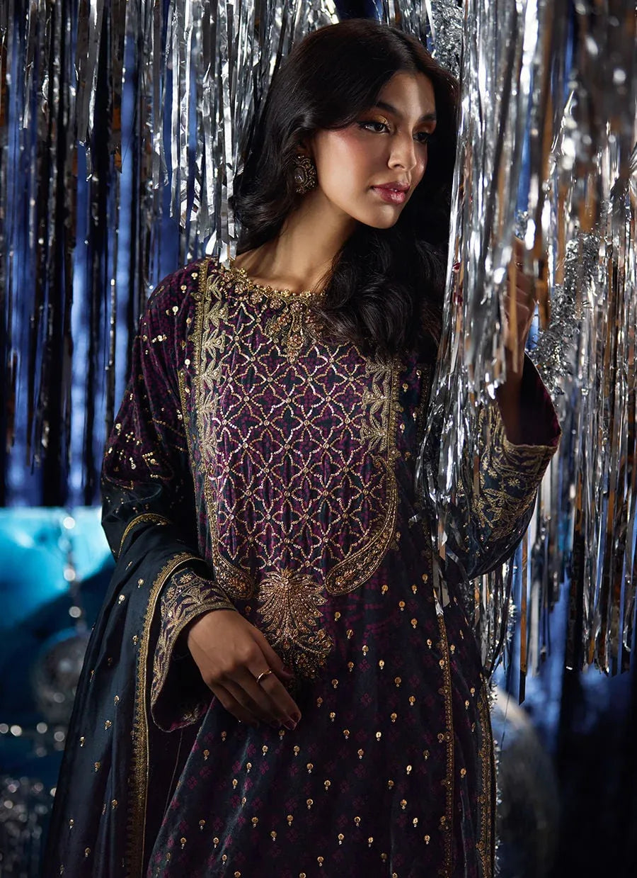 Farah Talib Aziz | Velvet Fete 4 | Reeya Velvet Shirt And Dupatta - Rang-e-Khaas