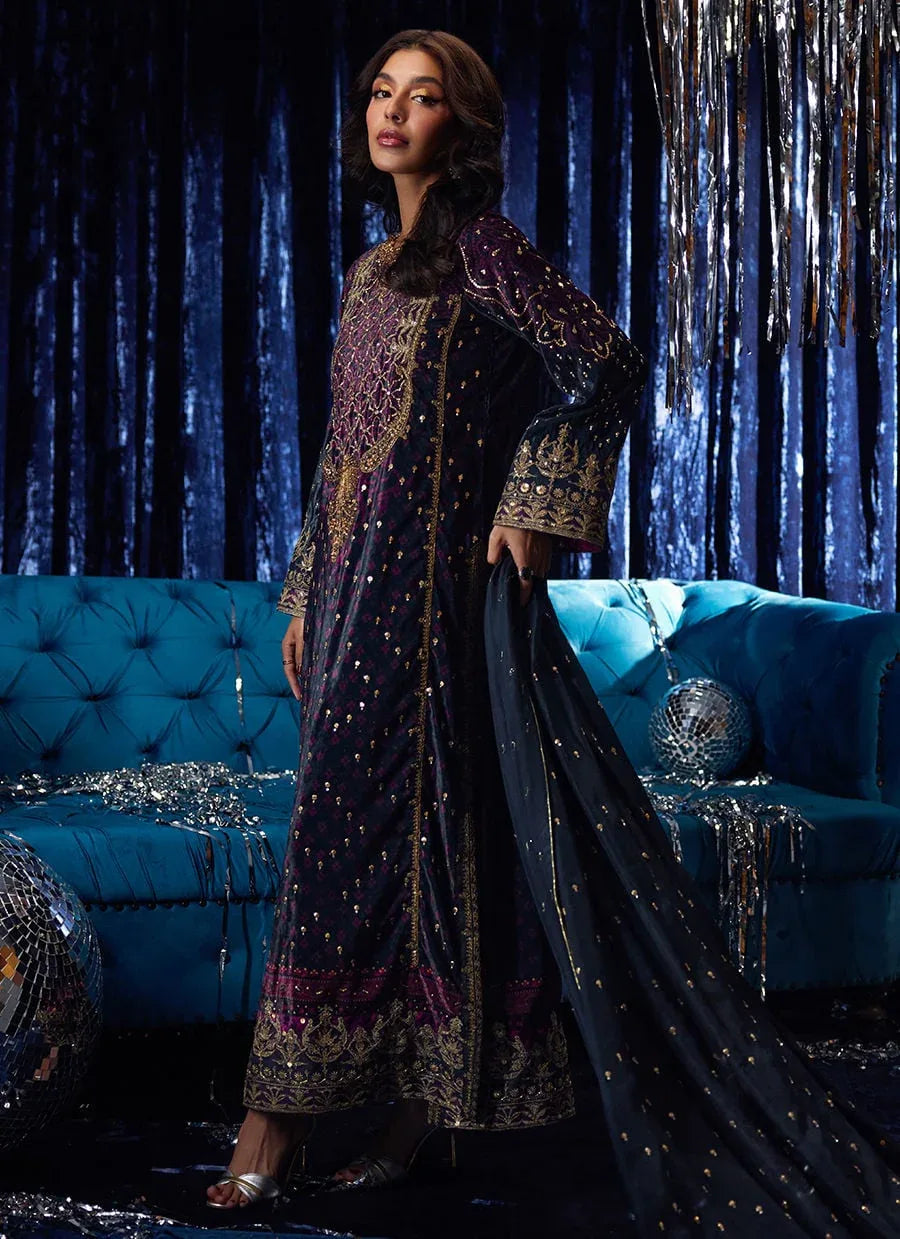 Farah Talib Aziz | Velvet Fete 4 | Reeya Velvet Shirt And Dupatta - Rang-e-Khaas