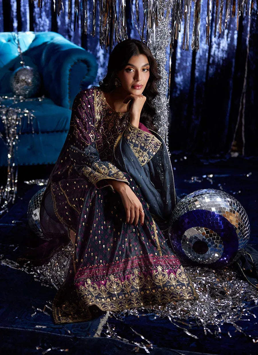 Farah Talib Aziz | Velvet Fete 4 | Reeya Velvet Shirt And Dupatta - Rang-e-Khaas