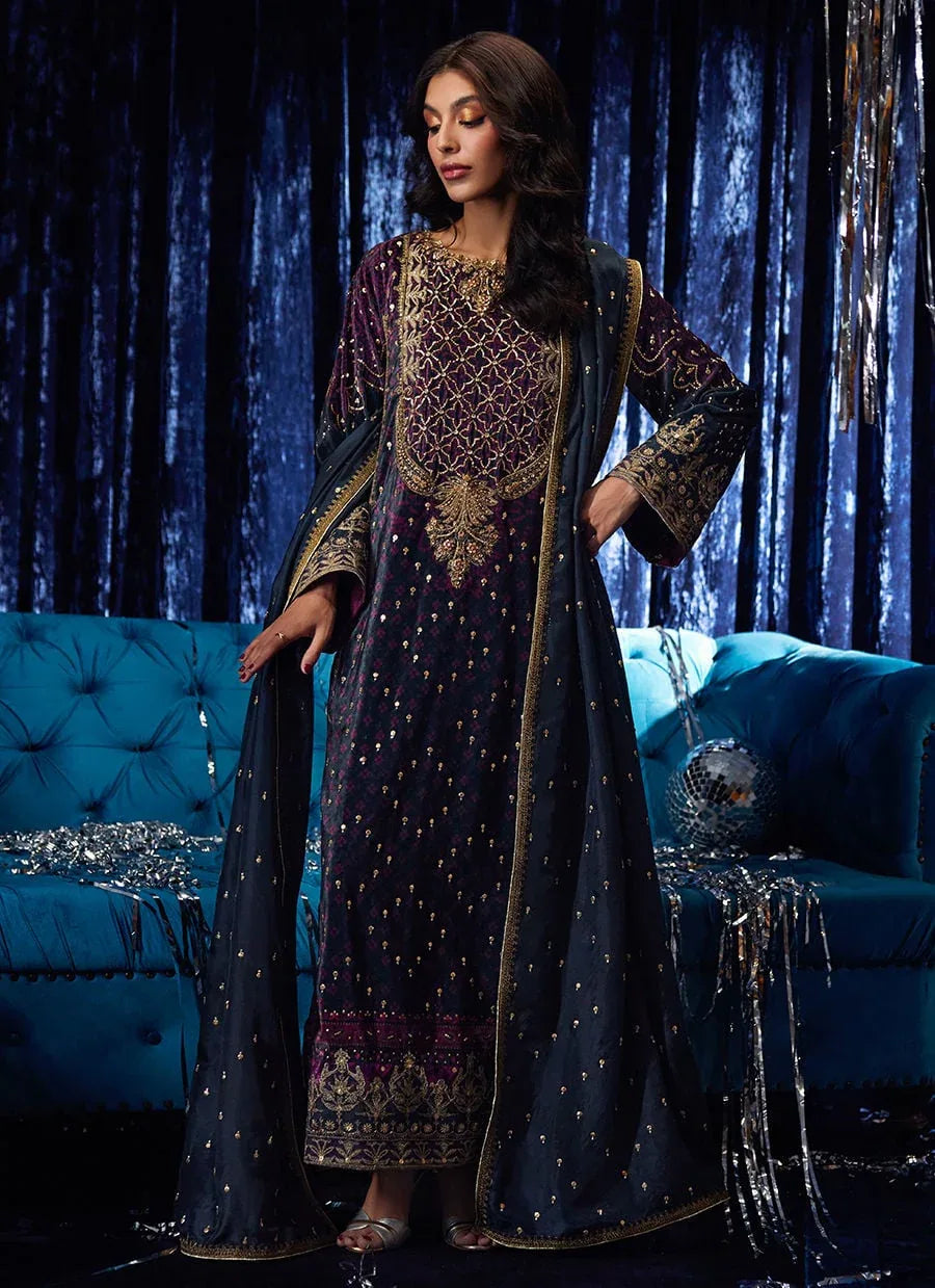 Farah Talib Aziz | Velvet Fete 4 | Reeya Velvet Shirt And Dupatta - Rang-e-Khaas