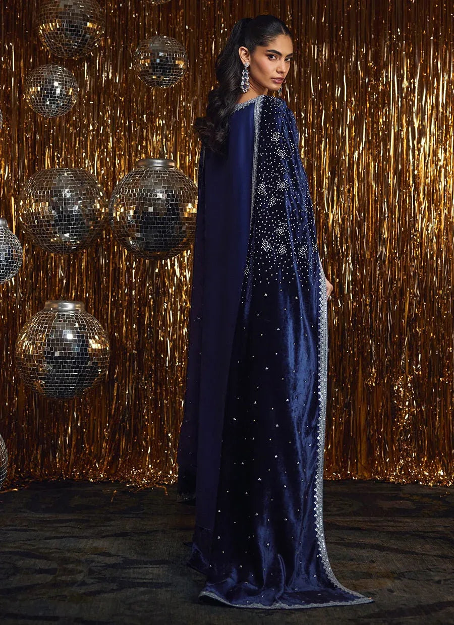 Farah Talib Aziz | Velvet Fete 4 | Elyra Silk Shirt And Pre-Draped Dupatta - Rang-e-Khaas