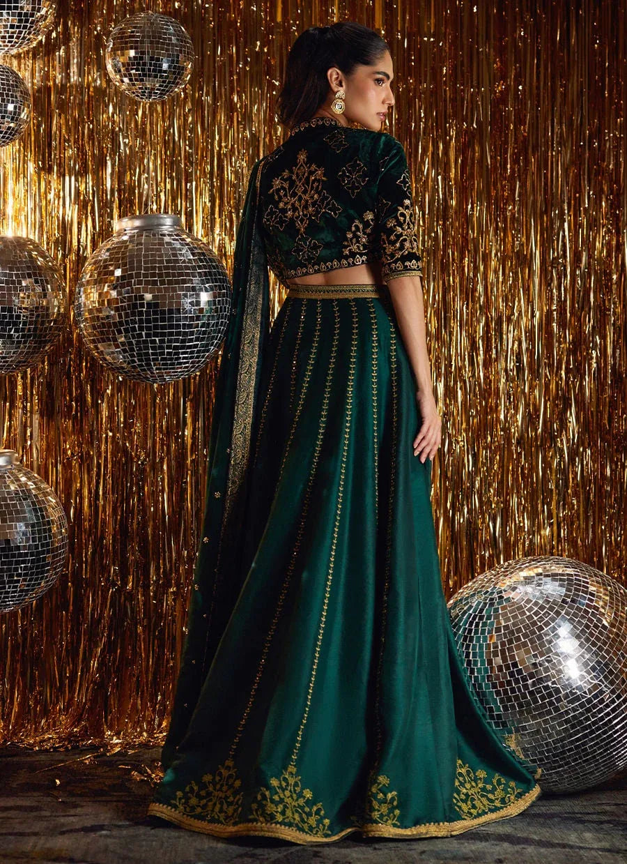 Farah Talib Aziz | Velvet Fete 4 | Sera Emerald Lehnga Choli - Rang-e-Khaas