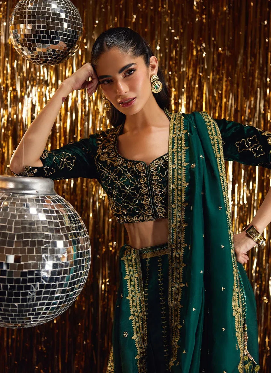 Farah Talib Aziz | Velvet Fete 4 | Sera Emerald Lehnga Choli - Rang-e-Khaas