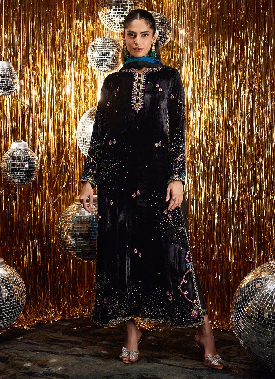 Farah Talib Aziz | Velvet Fete 4 | Masika Black Shirt And Dupatta - Rang-e-Khaas
