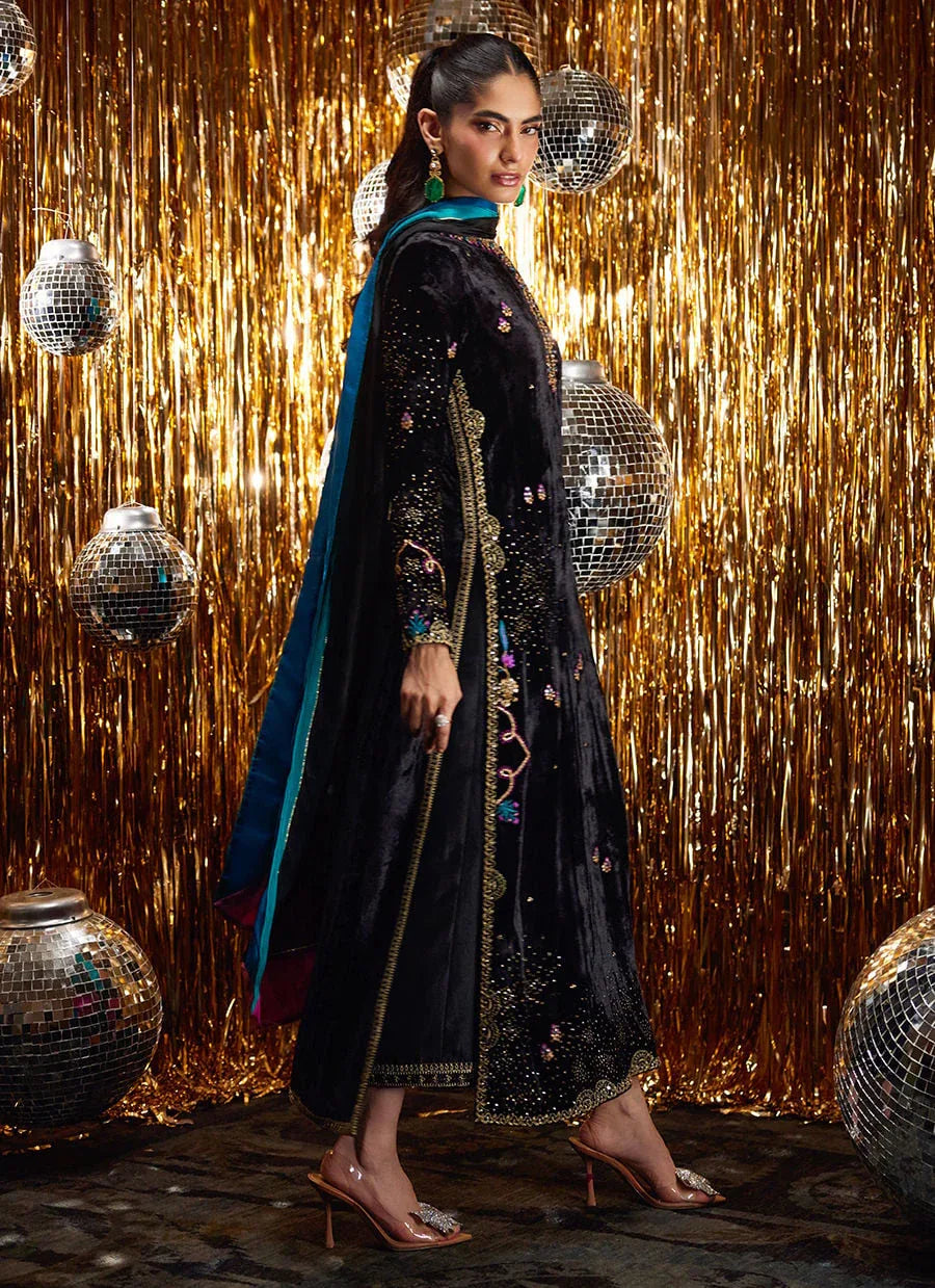 Farah Talib Aziz | Velvet Fete 4 | Masika Black Shirt And Dupatta - Rang-e-Khaas