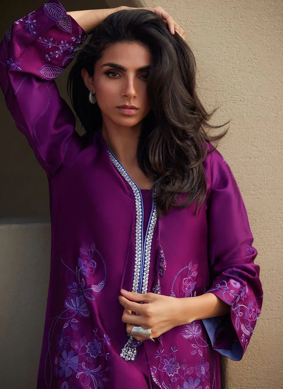 Farah Talib Aziz | Laani The Kaftan Edit | Gilly Grape Silk - Rang-e-Khaas