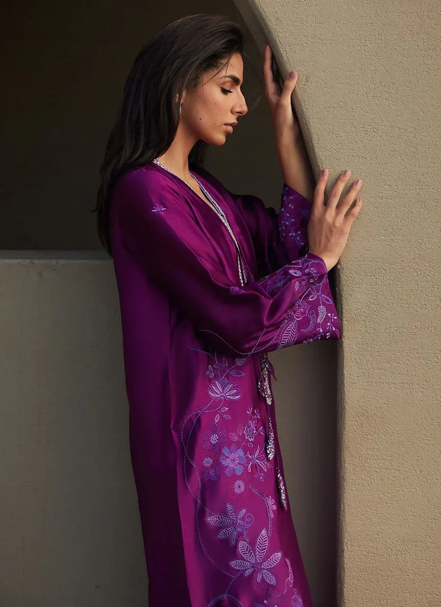 Farah Talib Aziz | Laani The Kaftan Edit | Gilly Grape Silk - Rang-e-Khaas