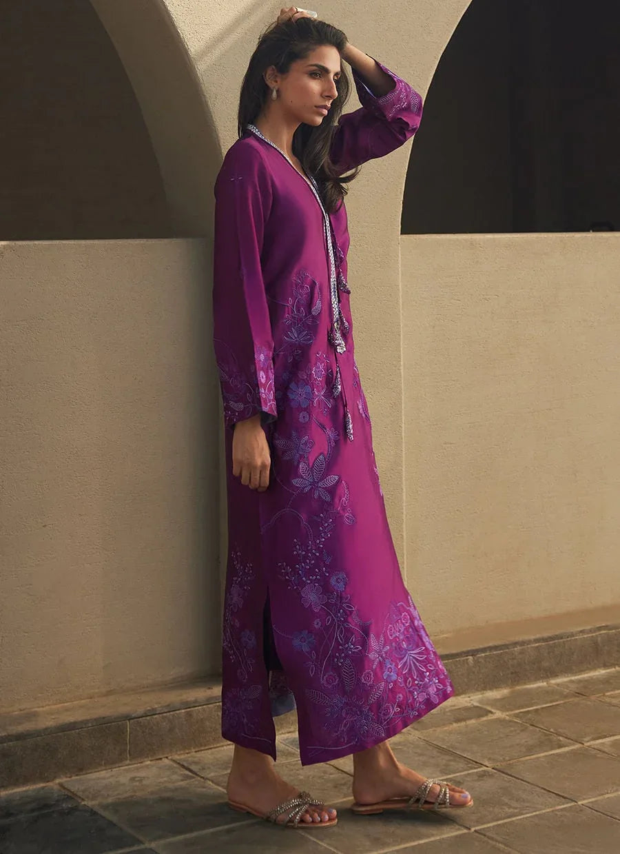 Farah Talib Aziz | Laani The Kaftan Edit | Gilly Grape Silk - Rang-e-Khaas