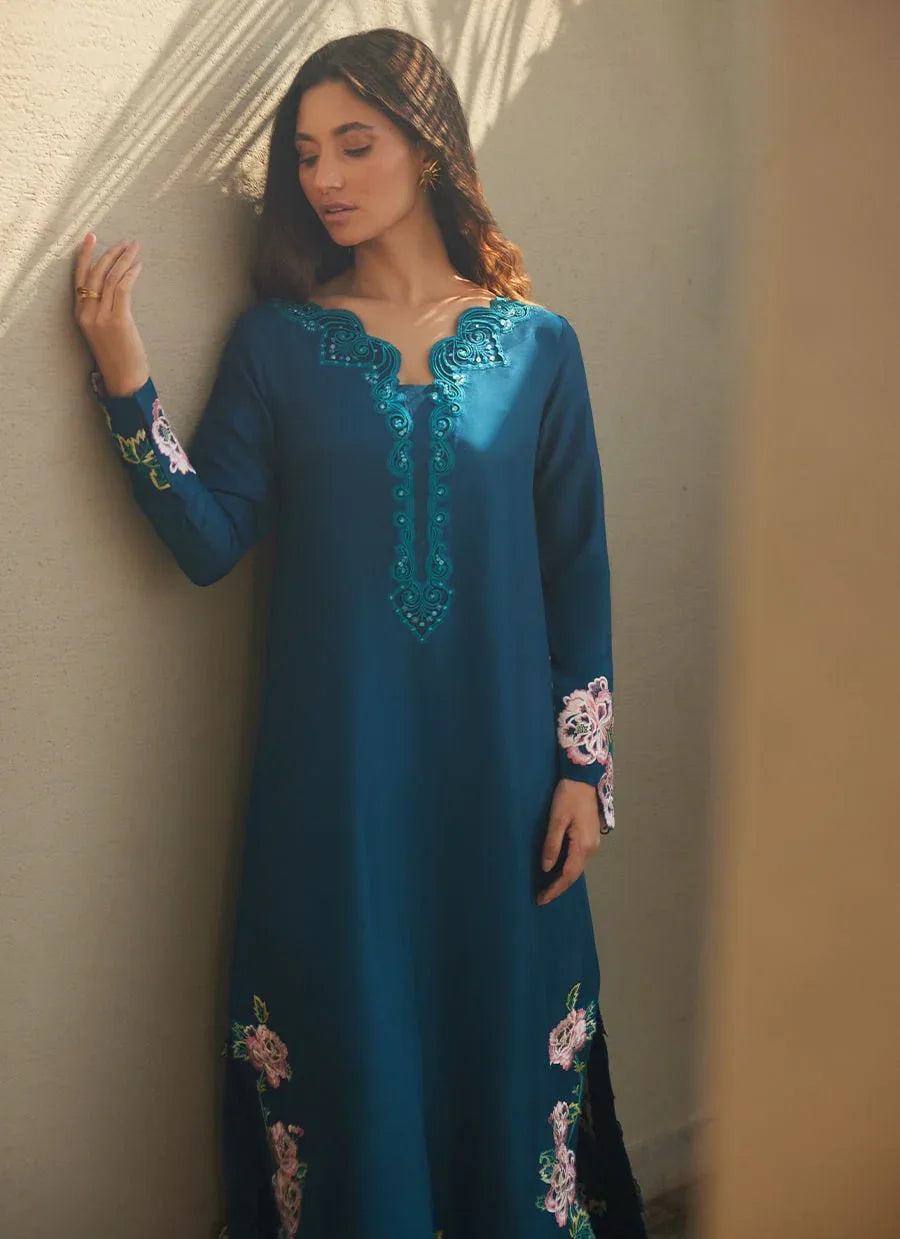 Farah Talib Aziz | Laani The Kaftan Edit | Terra Teal - Rang-e-Khaas