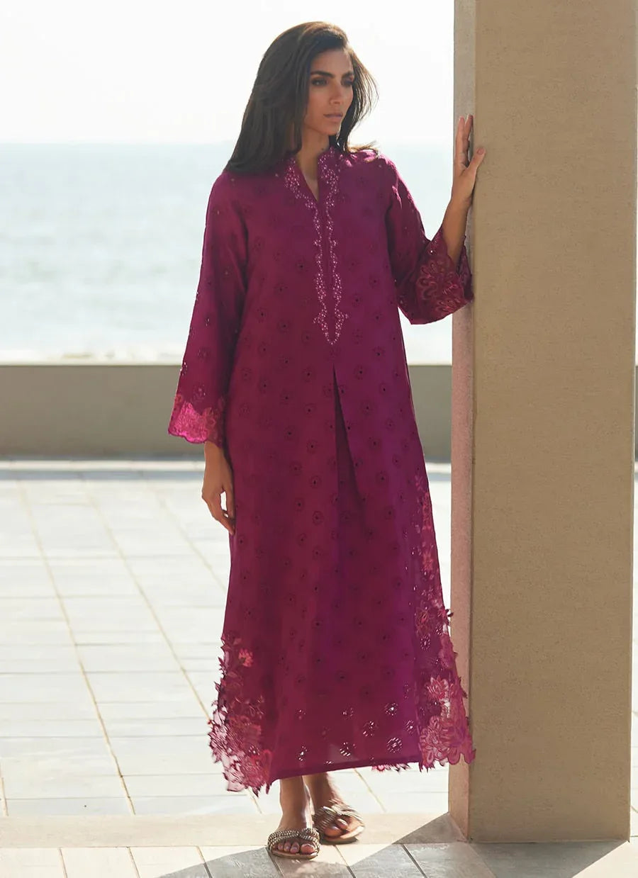 Farah Talib Aziz | Laani The Kaftan Edit | Marbella Magenta Silk - Rang-e-Khaas