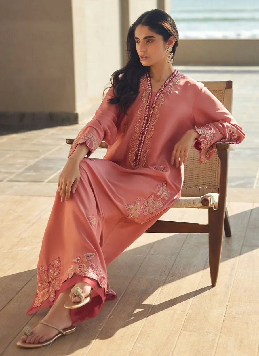 Farah Talib Aziz | Laani The Kaftan Edit | Nami Coral Silk - Rang-e-Khaas