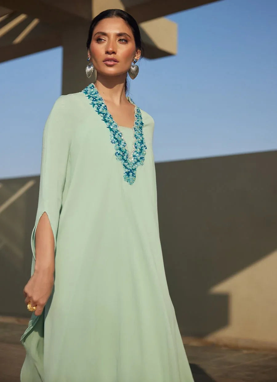 Farah Talib Aziz | Laani The Kaftan Edit | Nika Iceblue Chiffon - Rang-e-Khaas