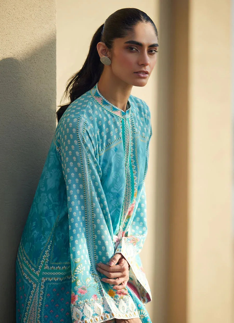 Farah Talib Aziz | Laani The Kaftan Edit | Amaris Sky-Blue Crepe - Rang-e-Khaas