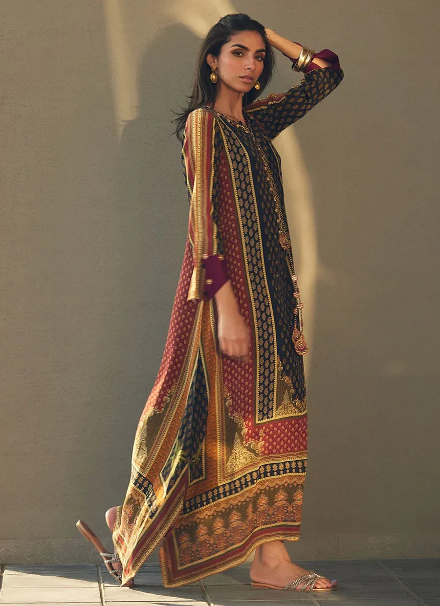 Farah Talib Aziz | Laani The Kaftan Edit | Ophelia Onyx Crepe - Rang-e-Khaas