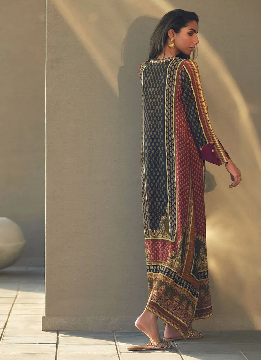 Farah Talib Aziz | Laani The Kaftan Edit | Ophelia Onyx Crepe - Rang-e-Khaas