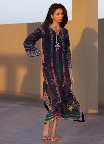 Farah Talib Aziz | Laani The Kaftan Edit | Zahara Midnight Crepe - Rang-e-Khaas
