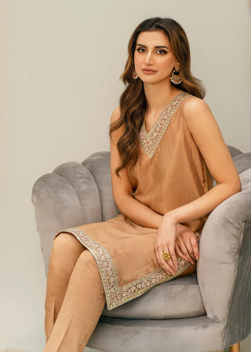Daud Abbas | Formals Collection | Hania - Rang-e-Khaas