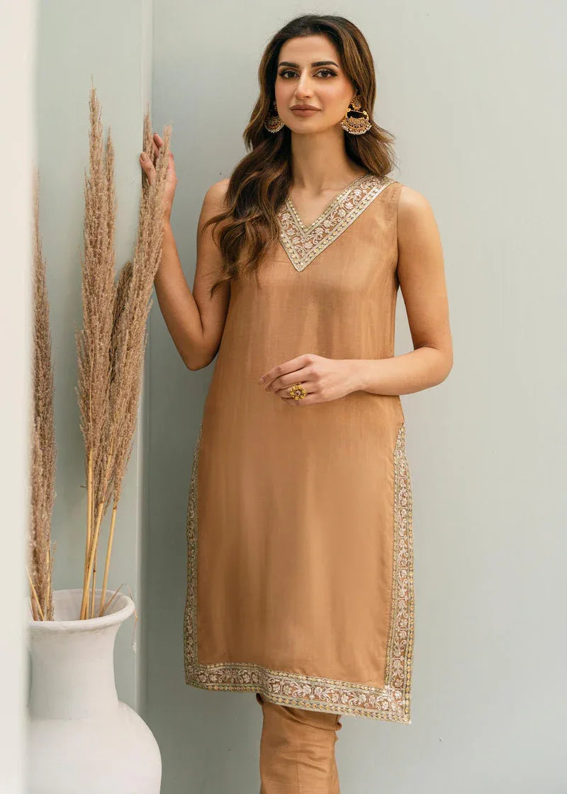 Daud Abbas | Formals Collection | Hania - Rang-e-Khaas
