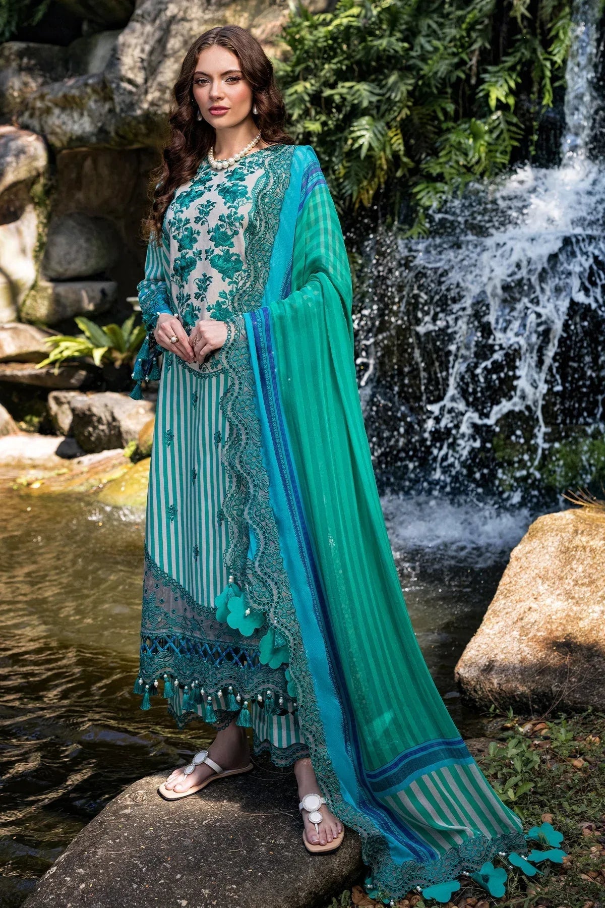 Charizma | Naranji Lawn | CN5-01 - Rang-e-Khaas