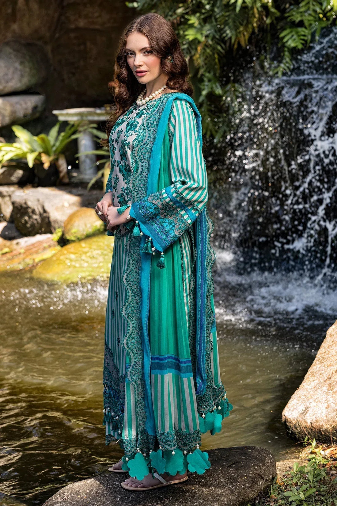 Charizma | Naranji Lawn | CN5-01 - Rang-e-Khaas