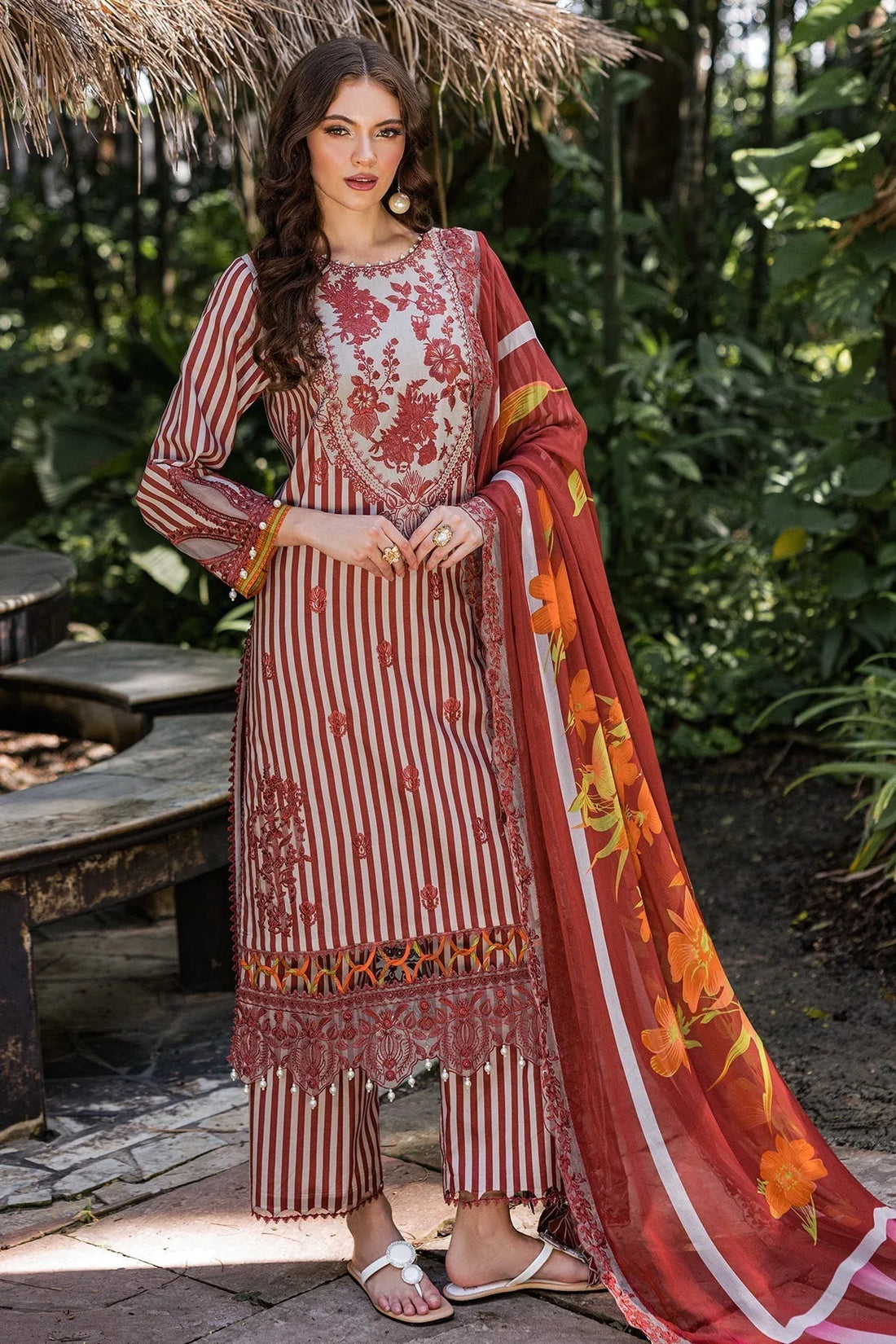 Charizma | Naranji Lawn | CN5-04 - Rang-e-Khaas