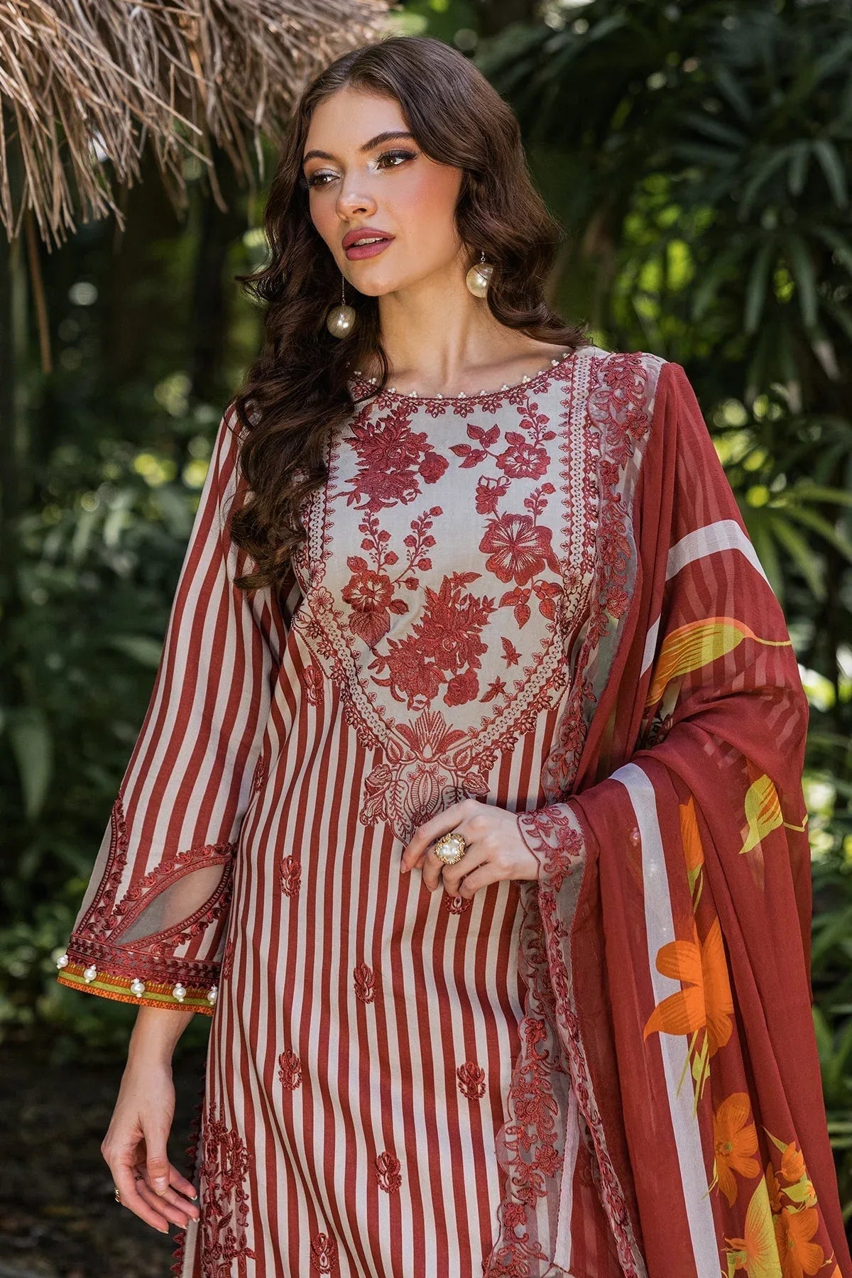 Charizma | Naranji Lawn | CN5-04 - Rang-e-Khaas